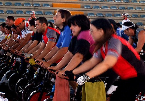 SUSPENSIÓN DE LOS CURSOS DE YOGA, PILATES, SPINING Y KANGOO