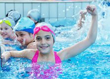 ERBURUA-OLAZTI, SL, IGERIKETA-AQUAGYM BEGIRALEAREN KONTRATAZIOA